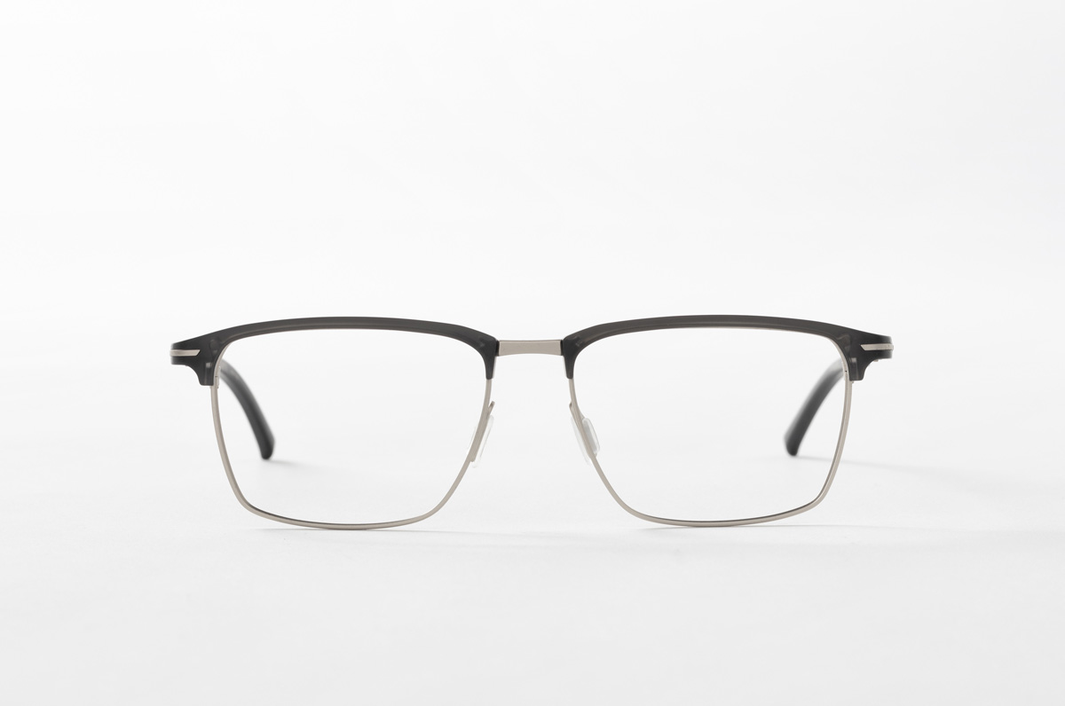 Porsche-Design-21-G-06